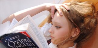 Czym różni się język szkocki od angielskiego?