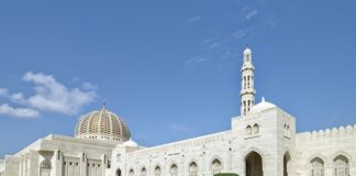 Ile muzułmanin może mieć żon? Ile muzułmanin może mieć żon?