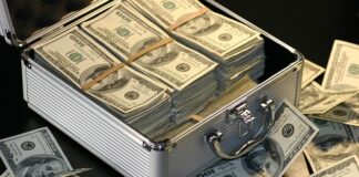 Kto zarabia najlepiej w Anglii?