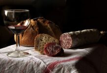 Czy można wwieźć kiełbasę do UK?